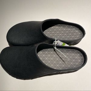 Men’s Garden Clogs